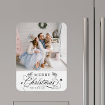 Romantische Kalligrafie Frohe Weihnachten Foto Magnet<br><div class="desc">Romantischer und eleganter Foto Küchenmagnet. Für eine erweiterte Anpassung dieses Designs klicken Sie bitte auf den Link Weitere anpassen,  um den Schriftart,  die Größe,  die Farbe usw. zu ändern.</div>