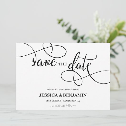 Romantische Kalligrafie-Skripte Hochzeit speichern Save The Date (Stehend Vorderseite)