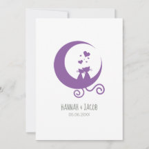 Romantische Kätzchenpaare auf dem Mond in Purples