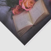 Romantische Lektüre mit Rose des freien Geistes Seidenpapier (Ausschnitt)