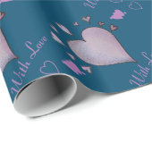 romantische lila Herzen auf französisch-blau Geschenkpapier (Rolleneckpunkt)