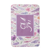 Romantische lila rosa Pastel Botanischer Frühlings Badematte (Vorderseite Vertikal)