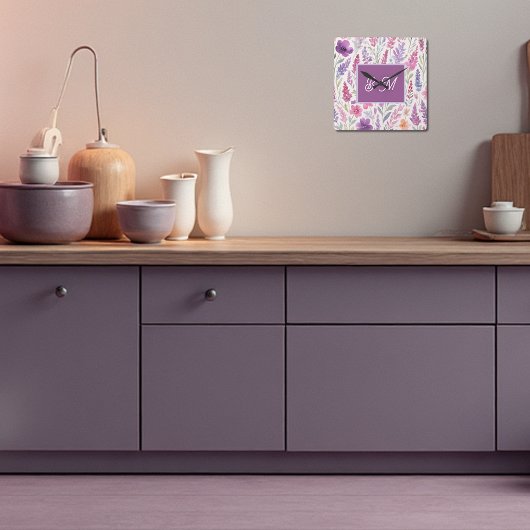 Romantische lila rosa Pastel Botanischer Frühlings Quadratische Wanduhr