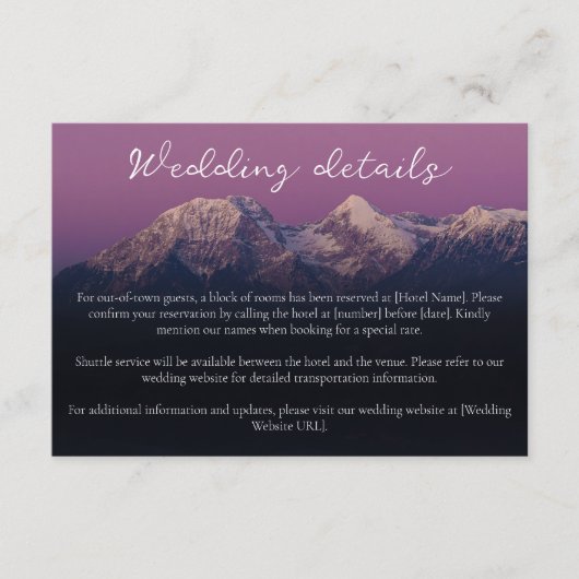 Romantische lila Sonnenuntergang Schneeberge Hochz Begleitkarte (Vorderseite)