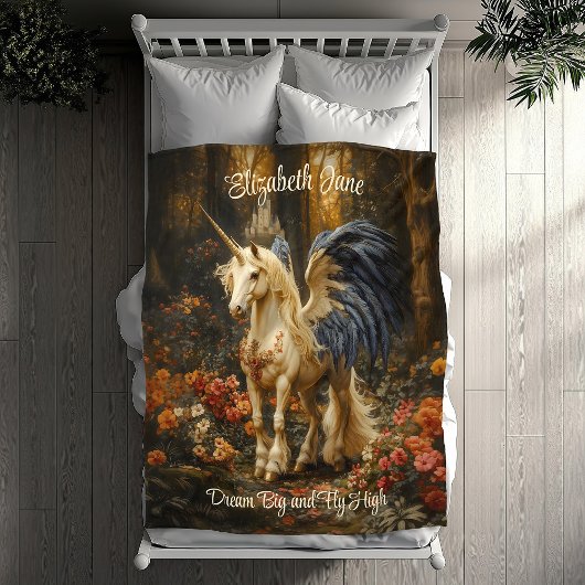 Romantische Märchenwaldlandschaft mit Flügeln Fleecedecke