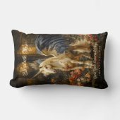 Romantische Märchenwaldlandschaft mit Flügeln Lendenkissen (Vorderseite)