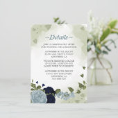 Romantische Marinebarre und dustige blaue Blumen i Begleitkarte (Stehend Vorderseite)