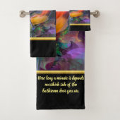 Romantische Moderne mit einem bunten Monogramm-Vog Badhandtuch Set (Insitu)