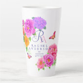 Romantische Monogram Peonies Garden White Milchtasse (Vorderseite)