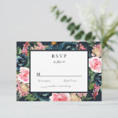 Romantische Navy Blue Blush Pink Floral RSVP Karte (Stehend Vorderseite)