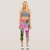 Romantische Omelrot-Bougainvillea oder Blume auf P Capri Leggings (Vorderseite)