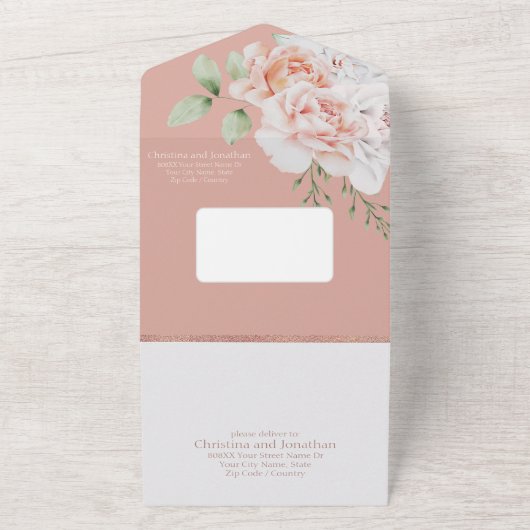 Romantische Pfirsich und weiße Blume All In One Einladung (Außenbereich)