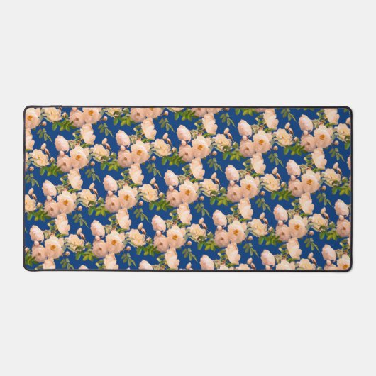 Romantische PulverRote Rosen Schreibtischunterlage (Vorderseite)