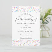 Romantische Rainbow Confetti Wedding Save The Date (Stehend Vorderseite)