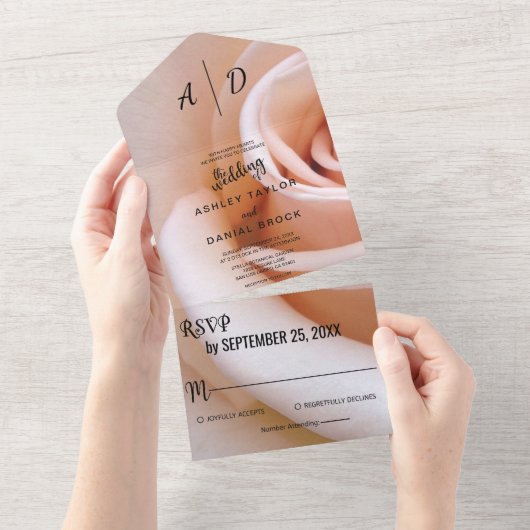 Romantische Rosa Blume Hochzeit mit Blumen All In One Einladung (Abreißen)