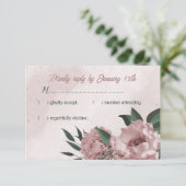 Romantische rosa Blume und grüne Blätter Hochzeit RSVP Karte (Stehend Vorderseite)