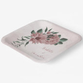 Romantische rosa Blume und grüne Blätter Pappteller (Gewinkelt)