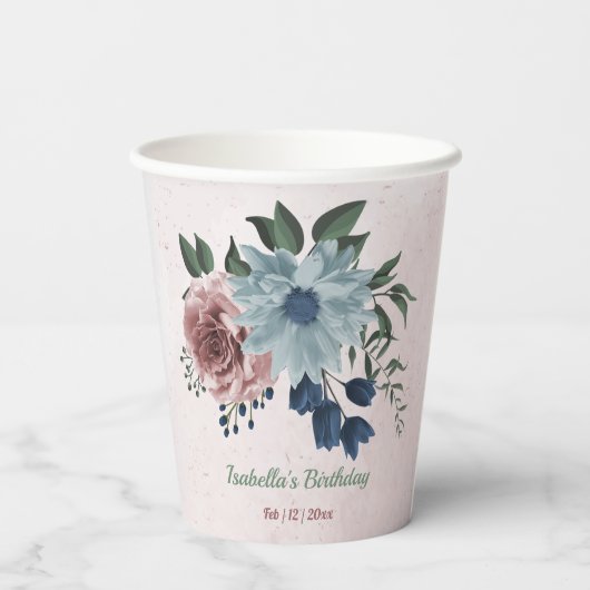 Romantische rosa Blumen, Grünpflanzen Pappbecher (Rückseite)