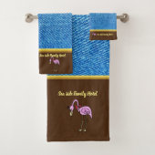Romantische rosa Flamingos mit denim Textur .braun Badhandtuch Set (Insitu)