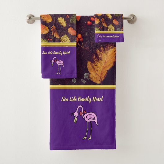 Romantische rosa Flamingos mit Herbstblättern Badhandtuch Set (Insitu)
