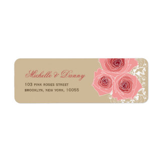 Romantische rosa Rosen und schicke Hochzeitsadress