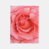Romantische Rosa Rosentropfen Fleecedecke (Vorderseite)