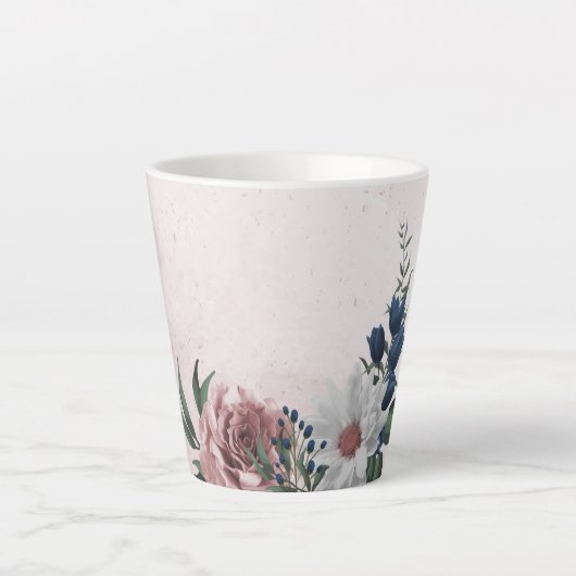 Romantische rosa weiße marineblumen grün milchtasse (Vorderseite)