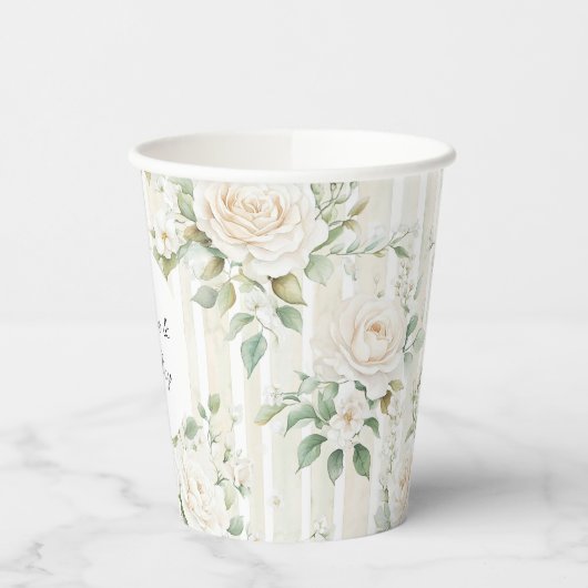 Romantische Rosenblütenpracht Hochzeiten Pappbecher (Links)