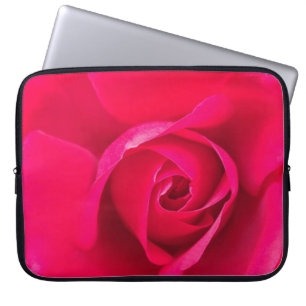 Romantische rote rosa Rose v2 Laptopschutzhülle