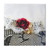 Romantische rote Rose und Weiß Fliese (Vorderseite)