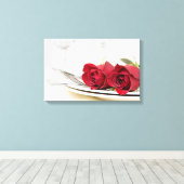 Romantische rote Rosen auf dem Teller Leinwanddruck (Insitu (Holzboden))
