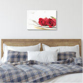 Romantische rote Rosen auf dem Teller Leinwanddruck (Insitu (Schlafzimmer))