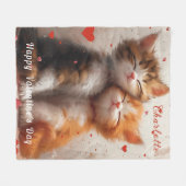 Romantische Schnürkätzchen Red Valentine Hearts Fleecedecke (Vorderseite (Horizontal))