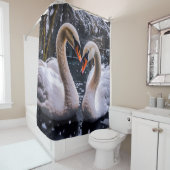 Romantische Schwäne im Winterwunderland Duschvorhang (Beispiel)