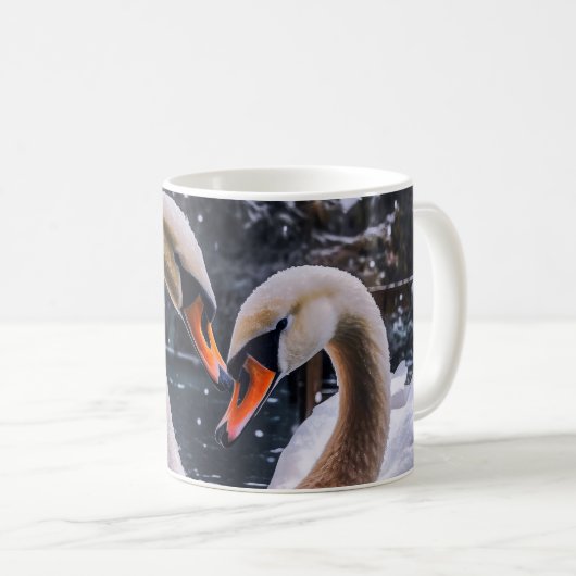 Romantische Schwäne im Winterwunderland Kaffeetasse (VorderseiteRechts)