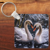 Romantische Schwäne im Winterwunderland Schlüsselanhänger (Vorderseite)
