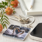 Romantische Schwäne im Winterwunderland Schlüsselanhänger (Vorderseite rechts)