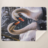 Romantische Schwäne im Winterwunderland Sherpadecke (Vorderseite (Horizontal))