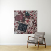 Romantische Schwangerschaftsankündigung mit Rose & Wandteppich (Beispiel (Horizontal))