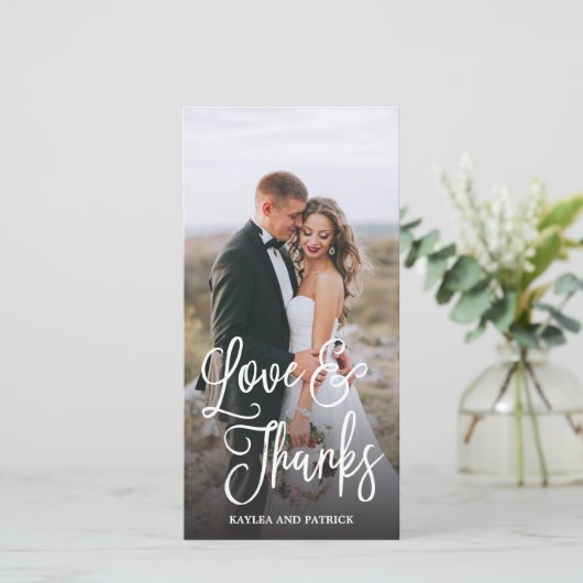 Romantische Script Hochzeit Danke Fotokarte (Stehend Vorderseite)