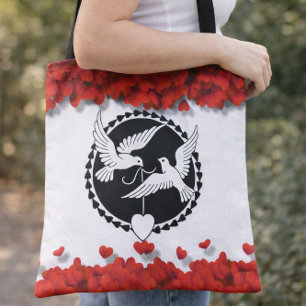 Romantische Silhouette taucht ein paar glamouröse Tasche