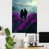 Romantische Spaziergänge durch Lila Felder in Kohl Poster (Heimbüro)