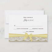 Romantische Spitzen- und Gelbschwellreaktion RSVP Karte (Vorderseite)