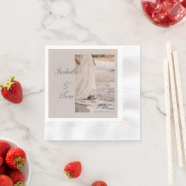 Romantische Strandhochzeit am Meer mit personalisi Serviette