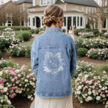 Romantische Tropengrün-Hochzeitsslogos Jeansjacke<br><div class="desc">Genießen Sie das Wesen des Paradieses und erleben Sie den Tag mit der üppigen Schönheit der tropischen Vegetation. Ob Sie den Knoten in Ihrer Heimatstadt oder das Sprichwort "I do" vor dem Hintergrund eines tropischen Paradieses knüpfen, unsere Hochzeitskollektion verbindet Eleganz und Minimalismus nahtlos, um den Ton für Ihren besonderen Tag...</div>
