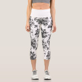 Romantische Vintage Rose grau auf weiß Capri Leggings (Vorderseite)