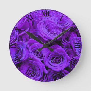 Romantische violette lila Rose, hübscher Rosenbuke Runde Wanduhr