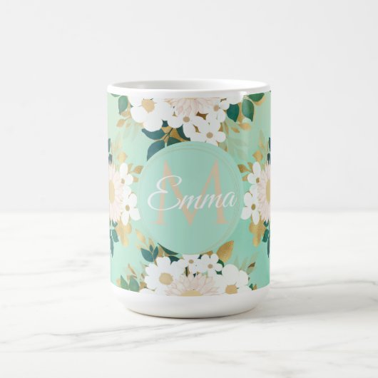 Romantische weiße Blume Mini-Aquarelldesign Kaffeetasse (Mittel)