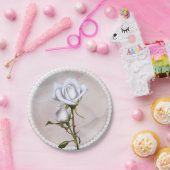 Romantische weiße Rosen Elegante Blumenhochzeit Pappteller (Party)