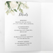 Romantische White Hydrangea Rose Elegante Hochzeit Dreifach Gefaltete Einladung (Innen Erste Seite)